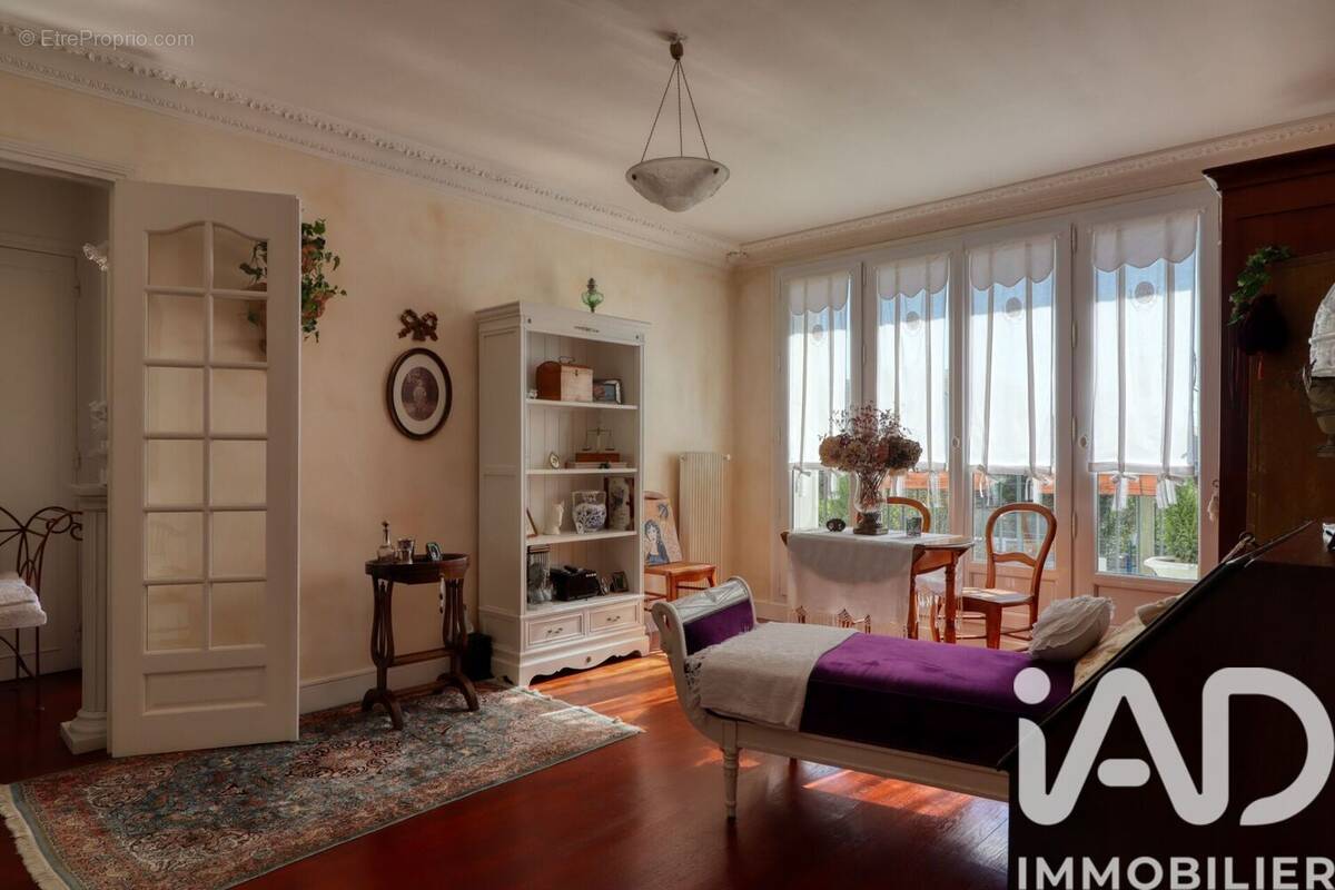 Photo 1 - Appartement à HOUILLES