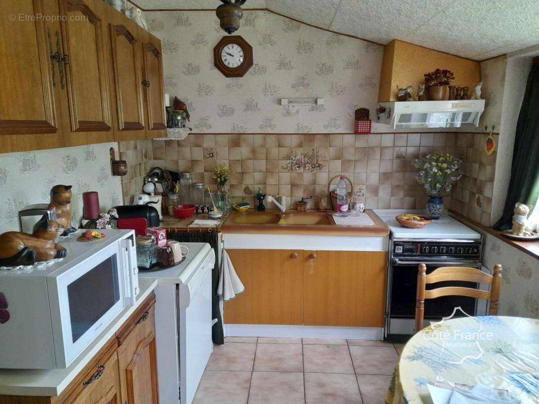 Maison à LA CAPELLE