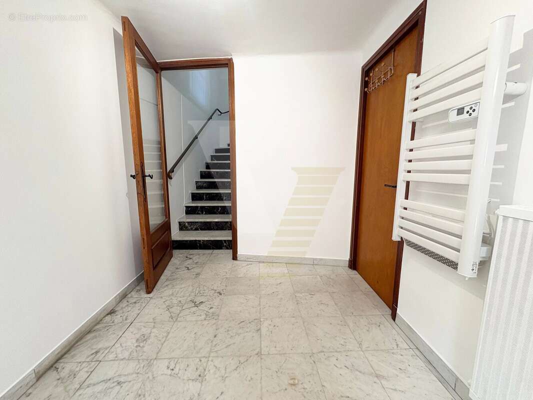 Maison à SERVIAN