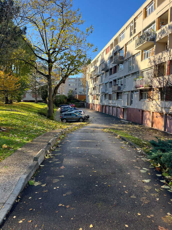 Appartement à MAISONS-LAFFITTE