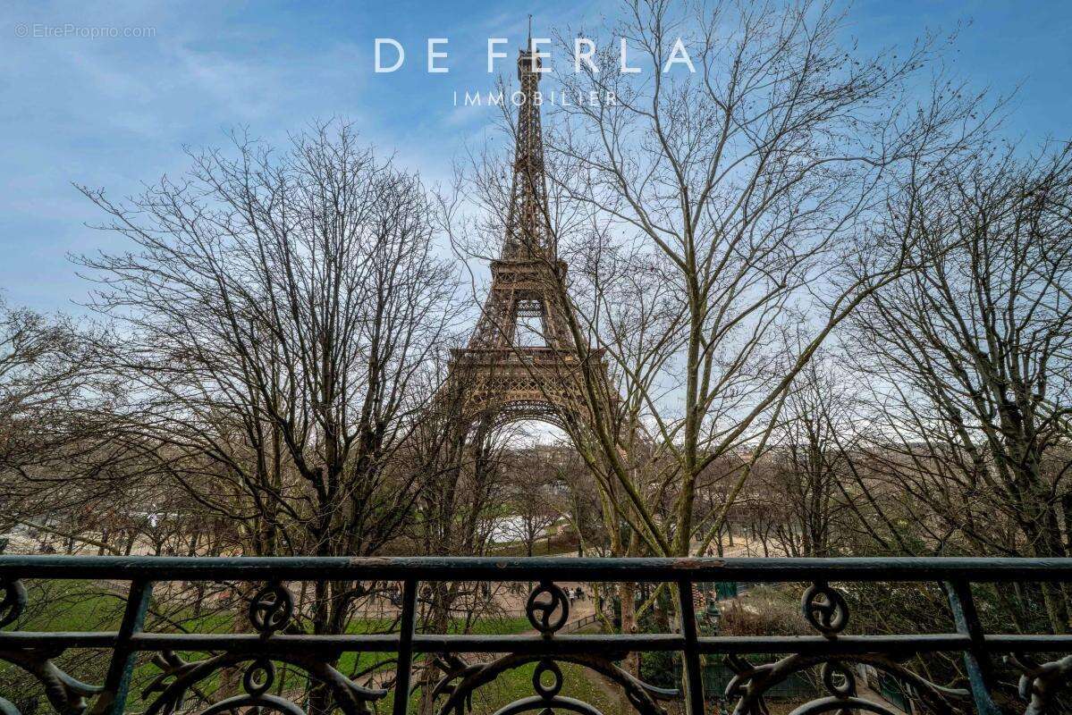 Appartement à PARIS-7E