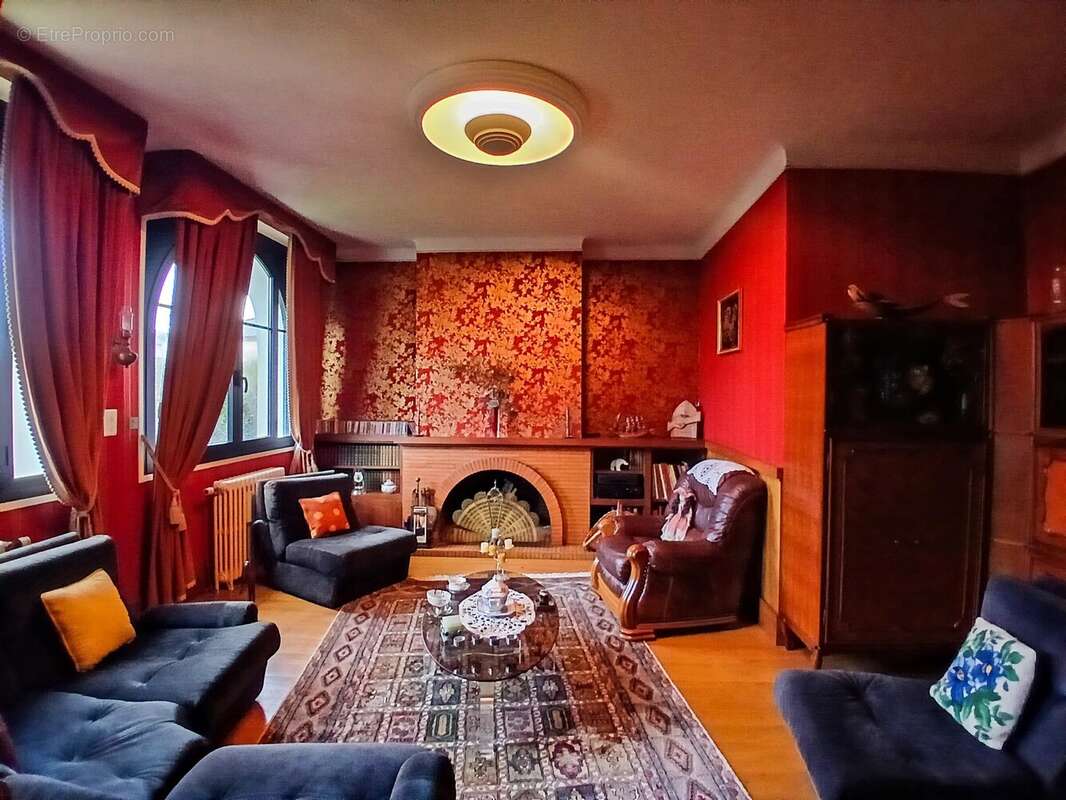 Maison à COGNAC