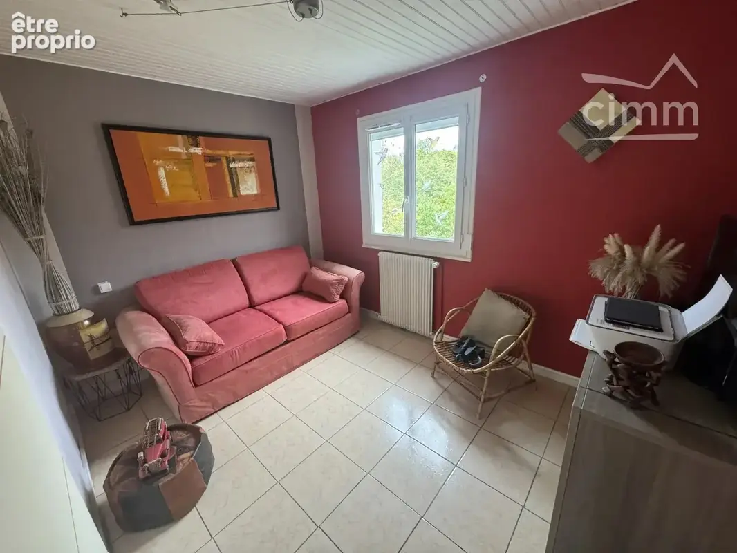 Maison individuelle avec garages et jardin - photo 5