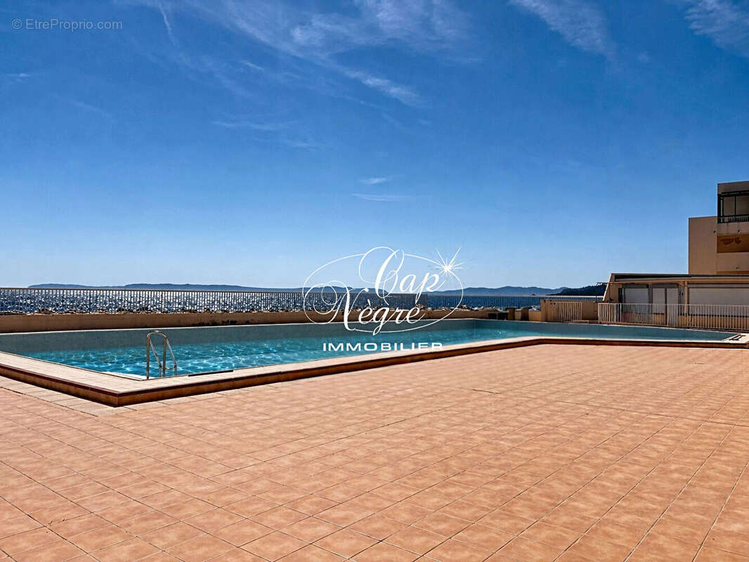 Appartement à BORMES-LES-MIMOSAS
