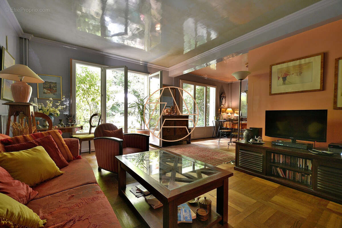 Appartement à SAINT-MAUR-DES-FOSSES