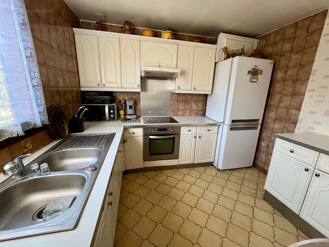 Maison à CHENNEVIERES-SUR-MARNE