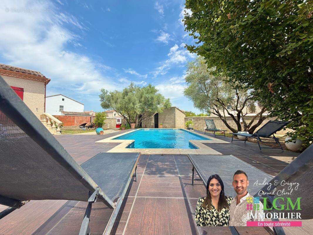 Maison de plain-pied, 4 chambres, piscine, 1000m2 de terrain, au calme, proche du centre - photo 5