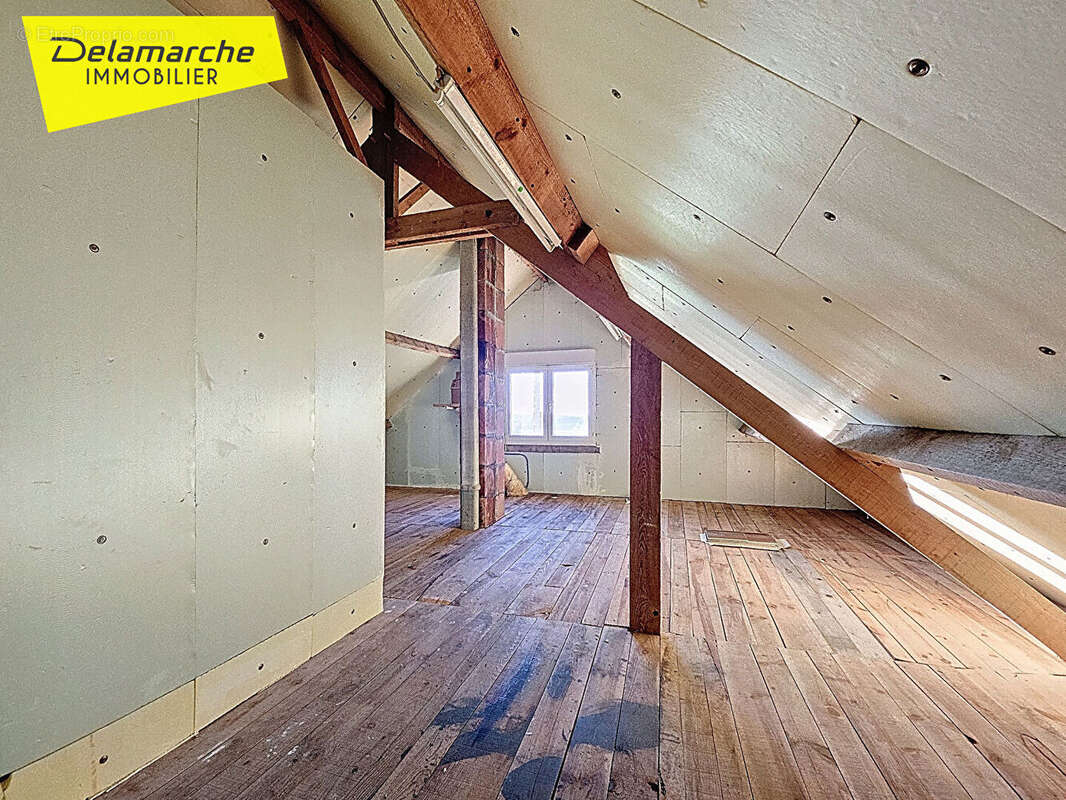 Maison à BRICQUEVILLE-SUR-MER