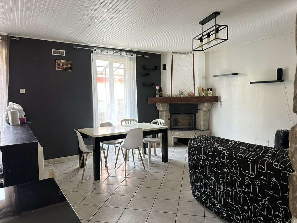 Appartement à ROQUEBILLIERE