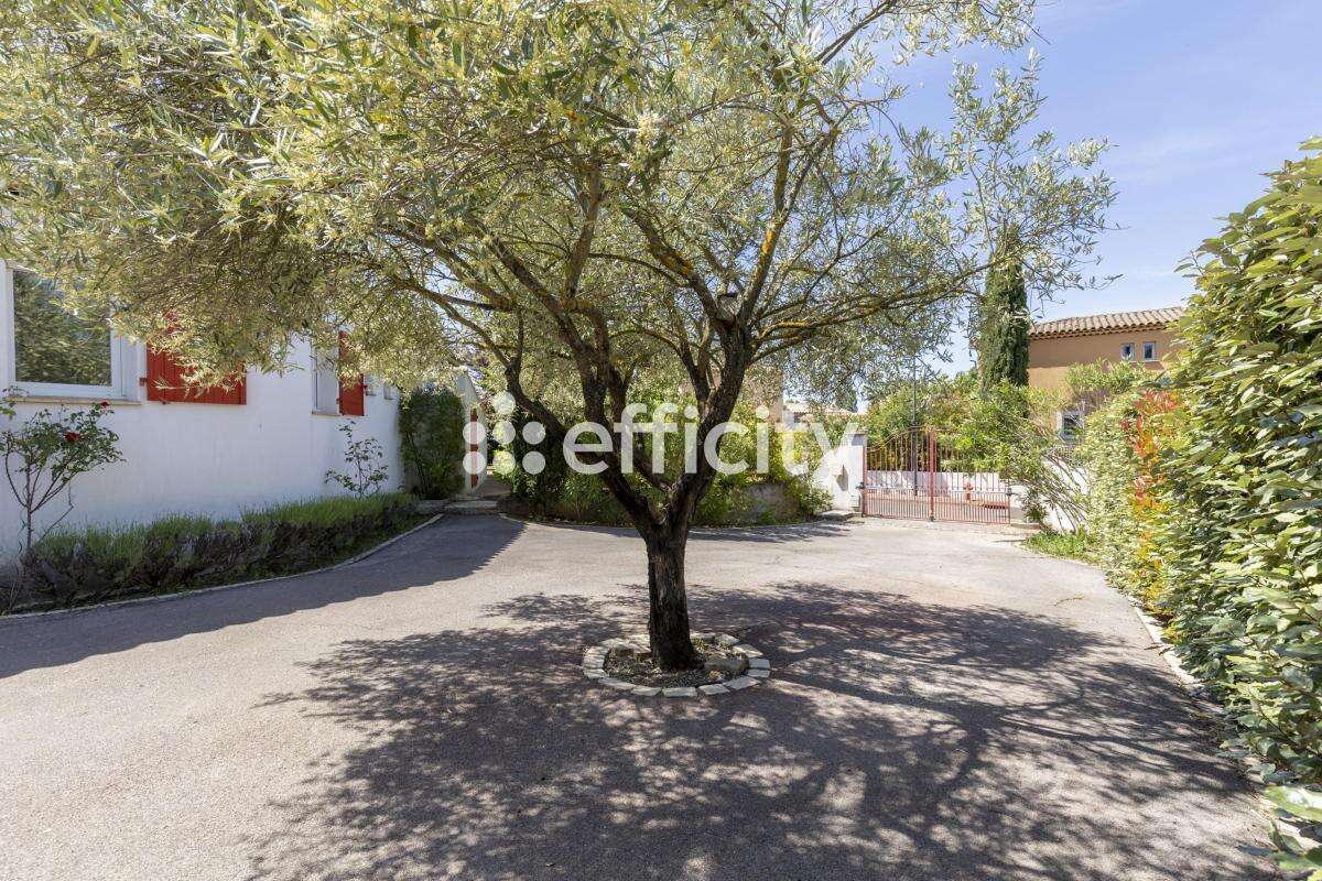 Maison 173 m² à Aix-En-Provence  - photo 22