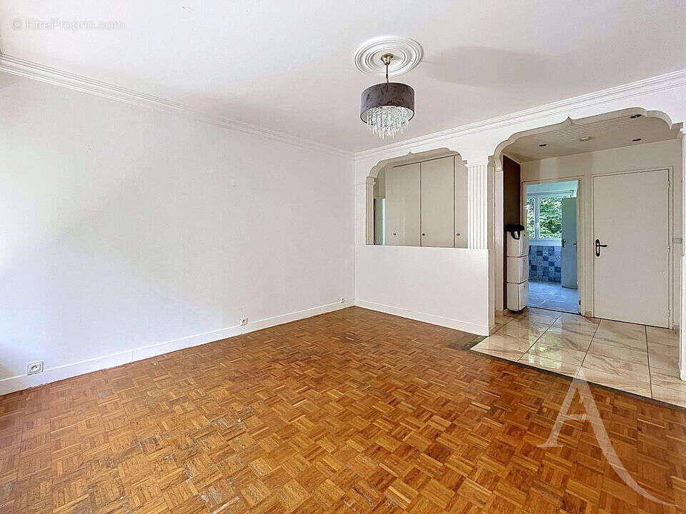 Appartement à AUBERGENVILLE