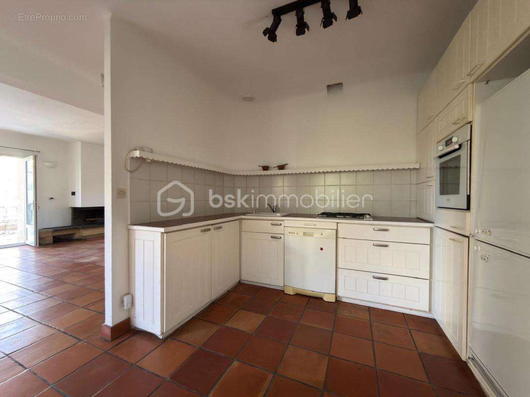 Ventabren – Maison de caractère - photo 7