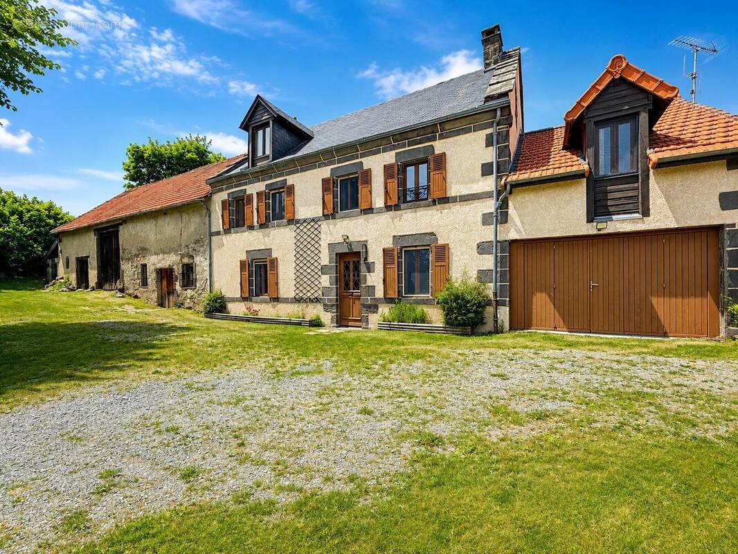 Maison à MANZAT