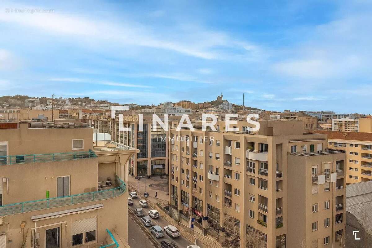 Appartement à MARSEILLE-8E