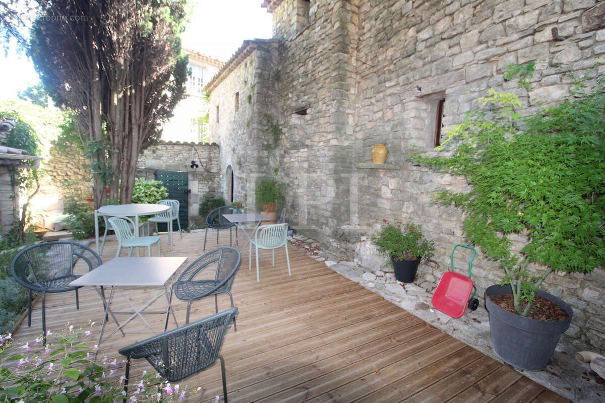 Maison à SAINT-MARTIN-DE-CASTILLON