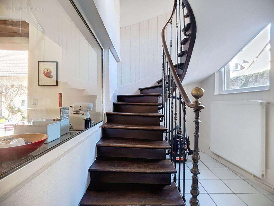 Maison à CLERVAL