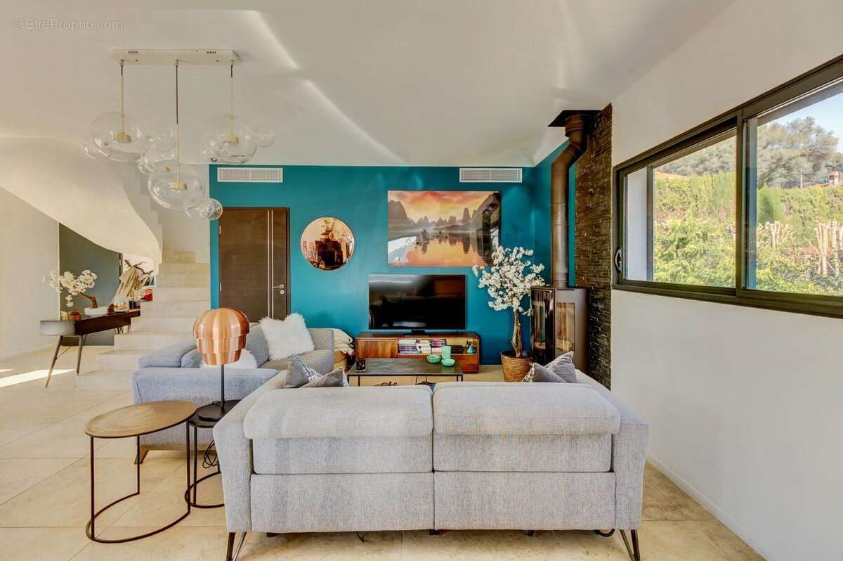 Maison à LA COLLE-SUR-LOUP