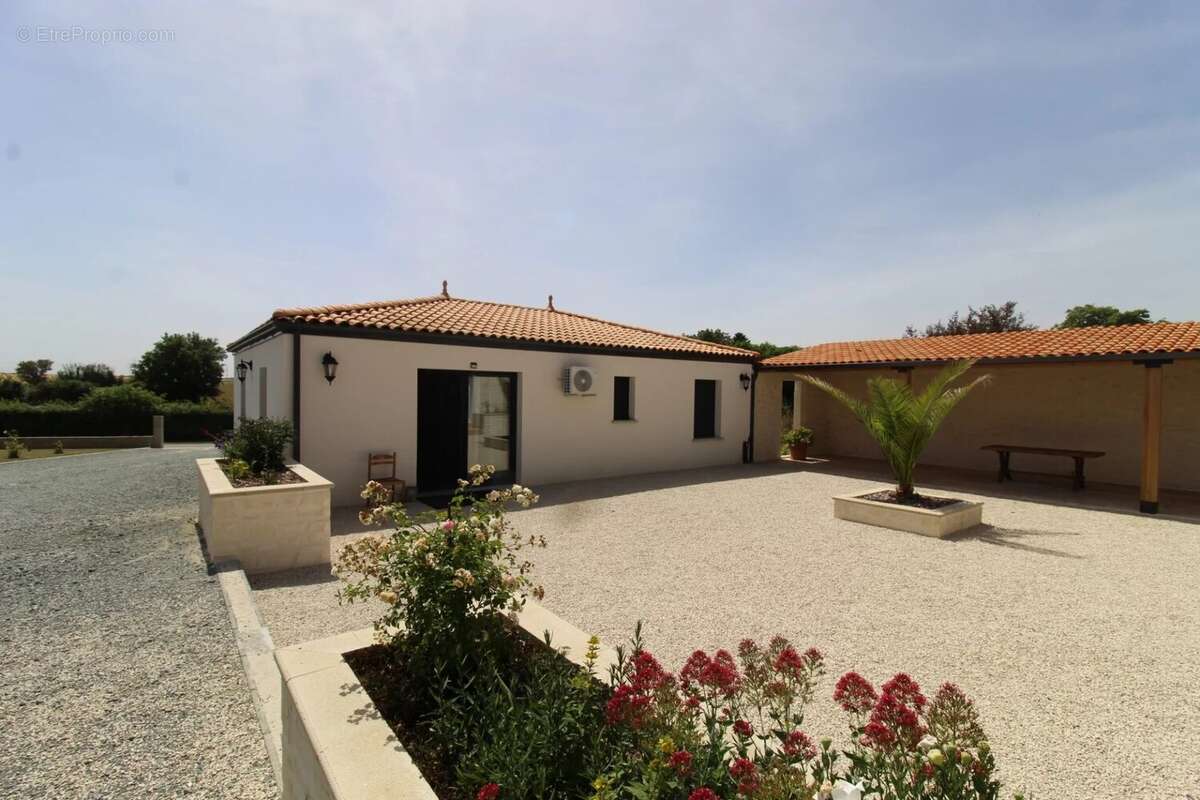 Maison à MIGRE
