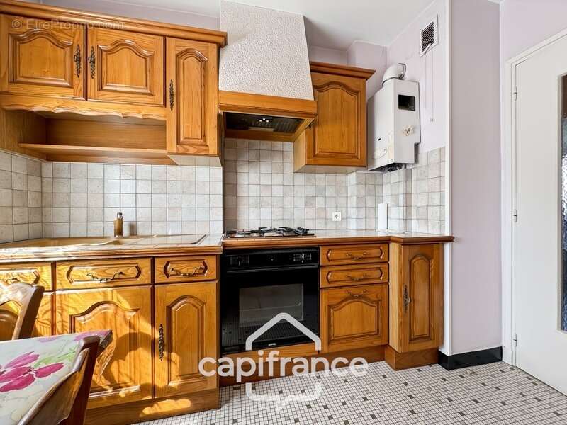 Appartement à CHATENOY-LE-ROYAL