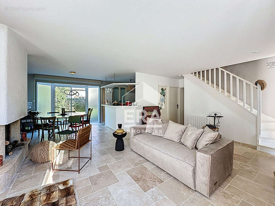 Maison à CONFLANS-SAINTE-HONORINE