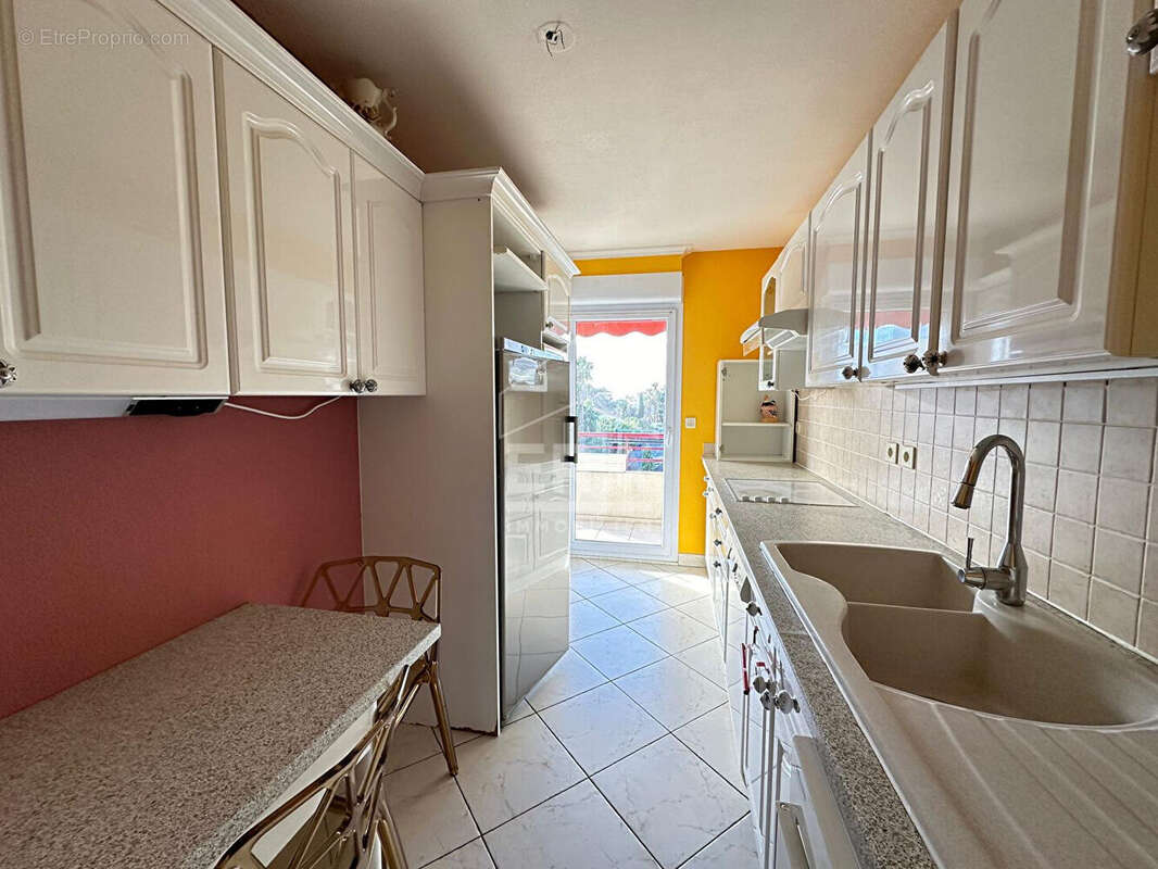 Appartement à FREJUS