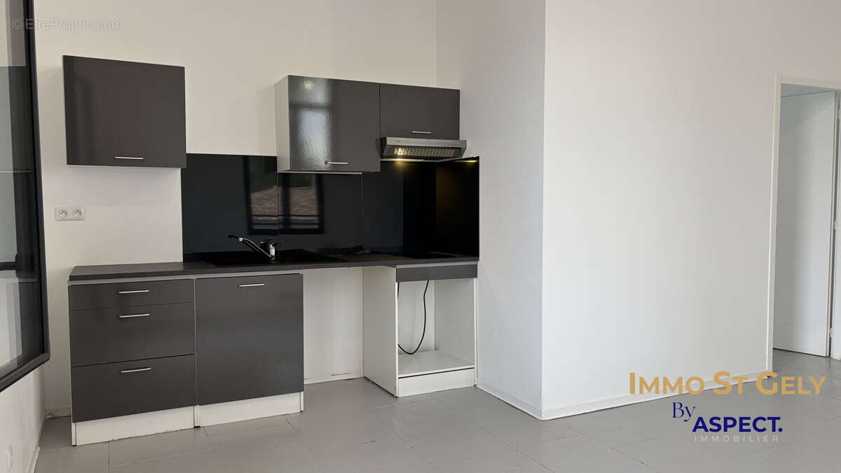 Appartement à LUNEL
