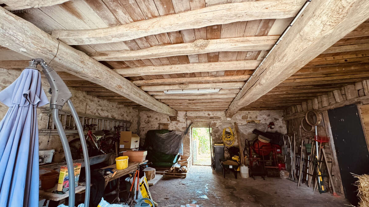 Charmante maison  au coeur de ROUVRAY avec dépendances en très bon état avec jardin d'env. 767 m2 346  500 €. - photo 12