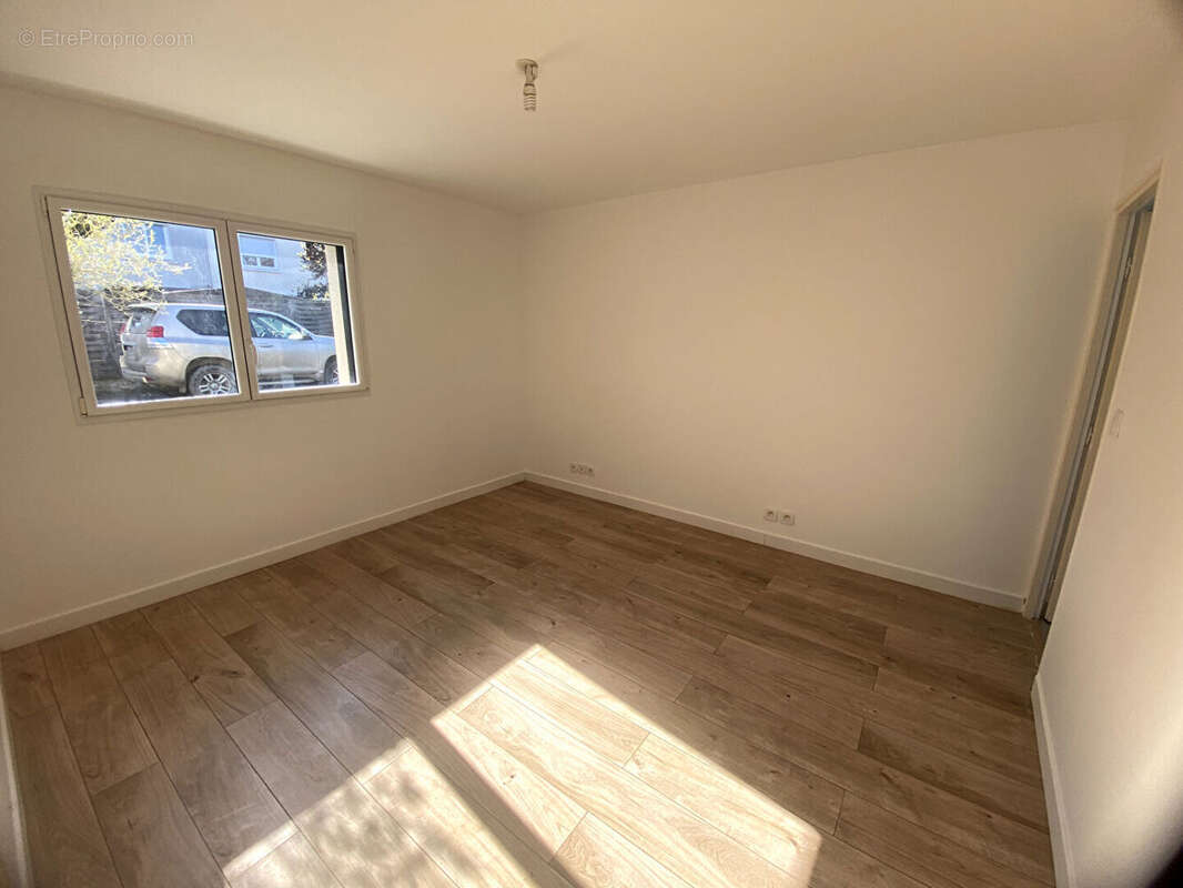 Maison à BOUGUENAIS