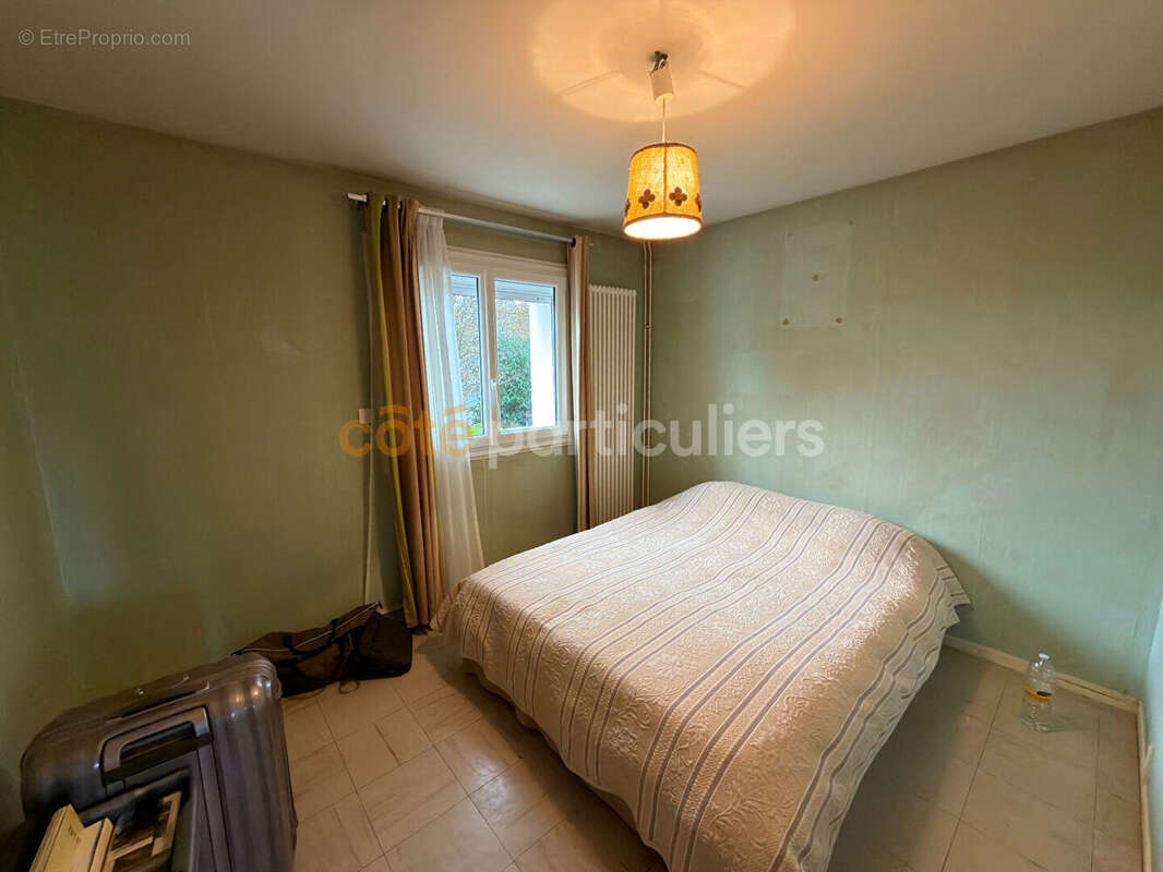 Maison à SAINT-SEBASTIEN-DE-MORSENT