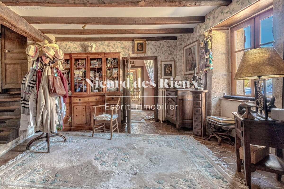 Maison à MONTBOUCHER