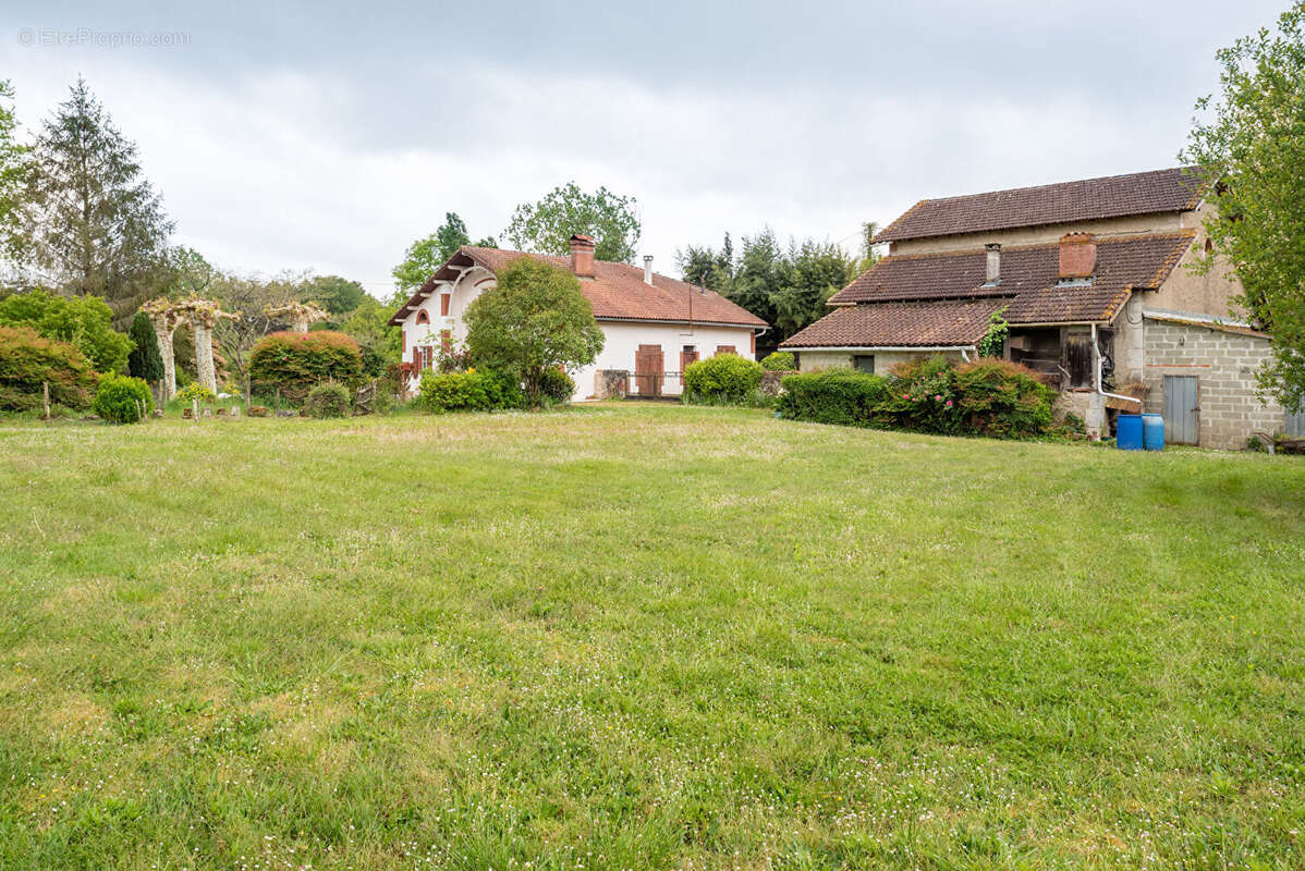 Maison à SAINT-SEVER