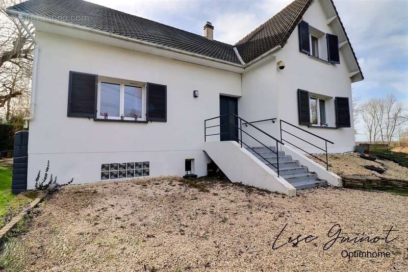 Maison à BAZEMONT