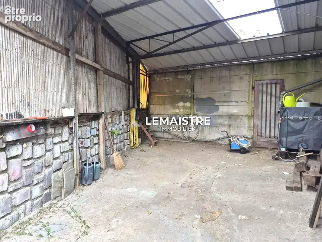 Ensemble immobilier avec maison f3, garage commercial et dépendances - photo 15