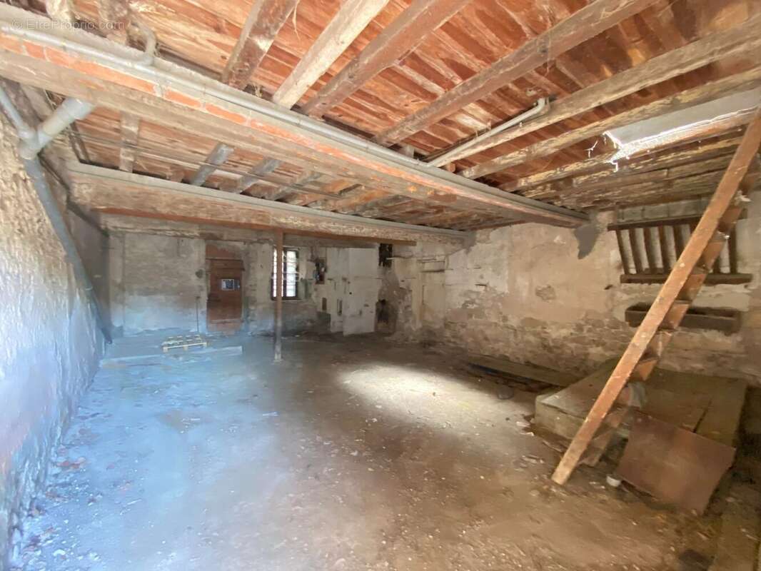 Maison à VILLENEUVE-MINERVOIS