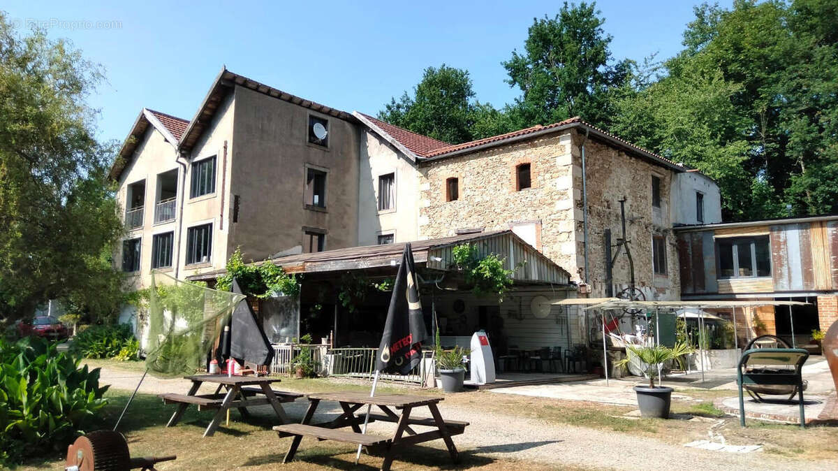 OVERVIEW - Maison à SAINT-JUNIEN