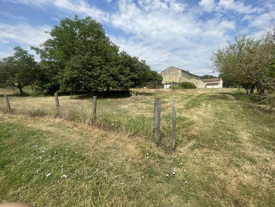 Corps de ferme avec fort potentiel - photo 14
