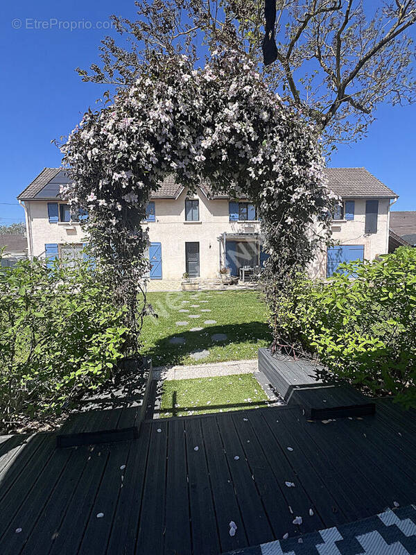 Maison à BERRY-AU-BAC