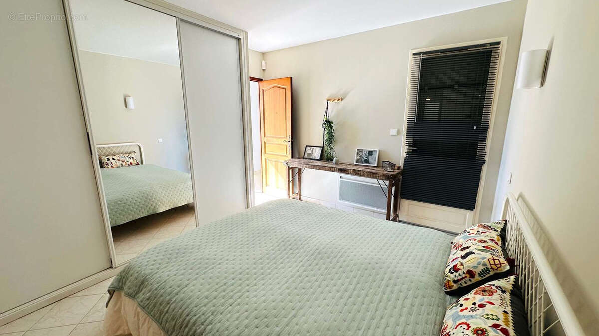 Maison à VAISON-LA-ROMAINE