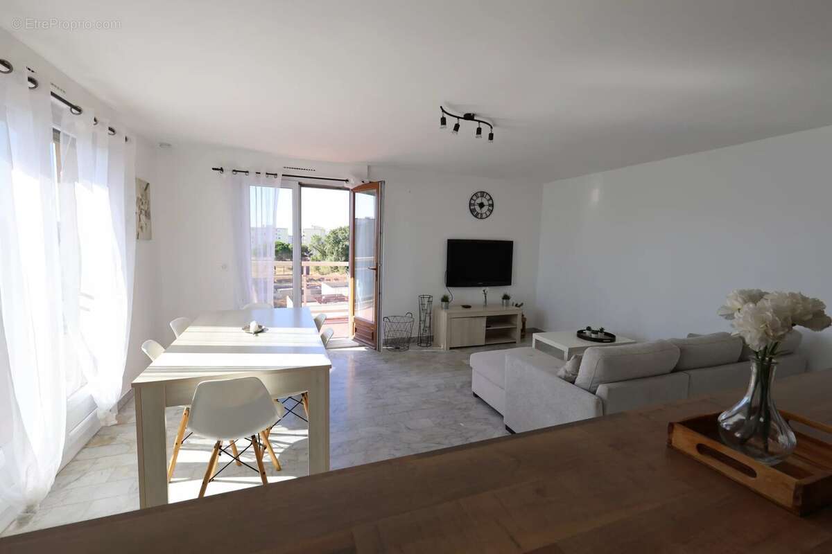Appartement à FREJUS