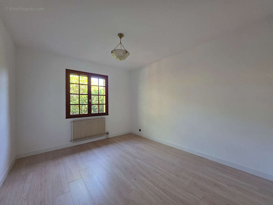 Maison à VIELLE-SAINT-GIRONS