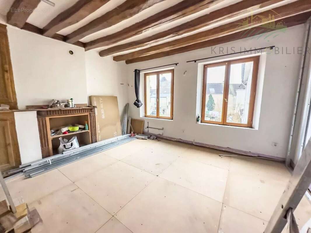 Maison à LIZY-SUR-OURCQ