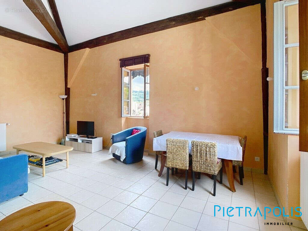 Appartement à BULLY