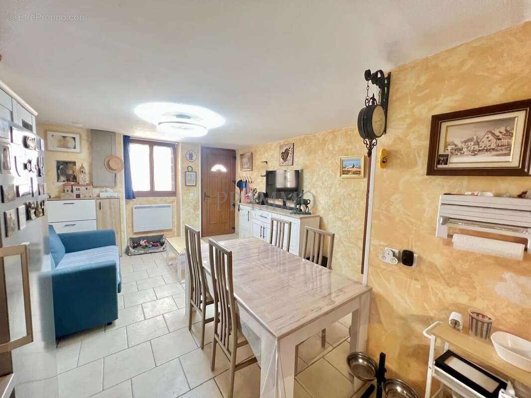 Maison de village Fréjus Centre avec deux chambres, bureau, - photo 4