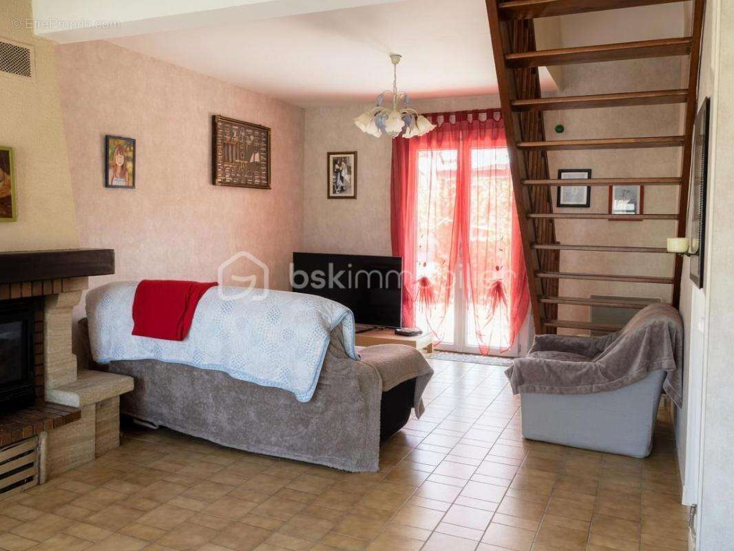 Maison familiale de 98 m² – Proche centre de Couëron - photo 2