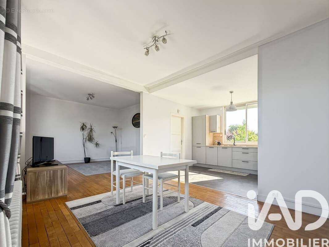 Photo 4 - Maison à CHAMPS-SUR-MARNE