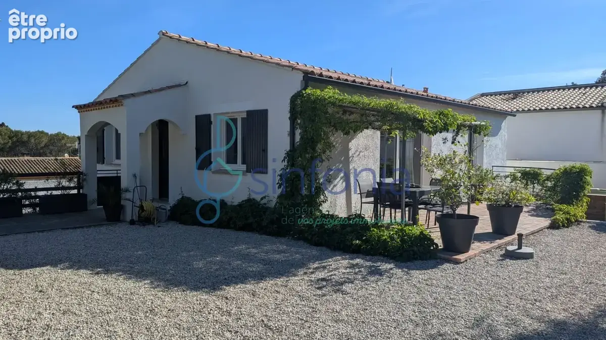 Belle maison familiale avec garage, piscine hors sol et 4 stationnements - photo 3