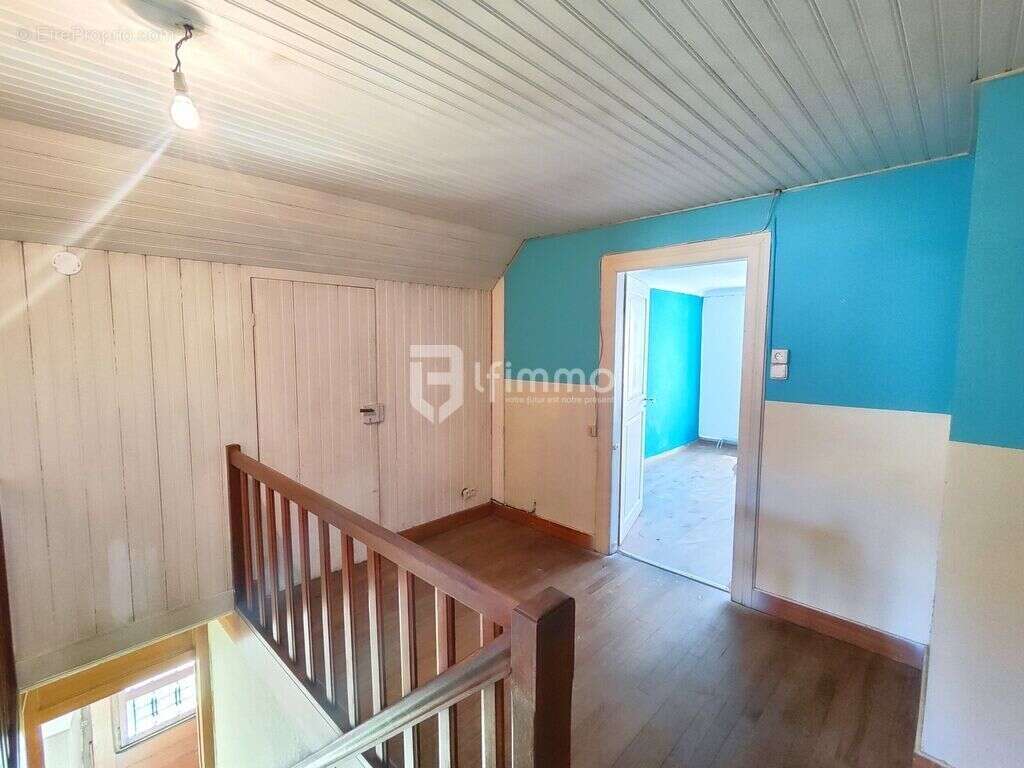 Maison + Dépendance avec Appartement à Willer-sur-Thur(68760) - photo 5