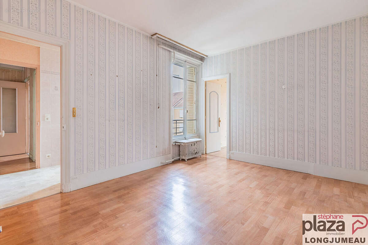 Appartement à LONGJUMEAU