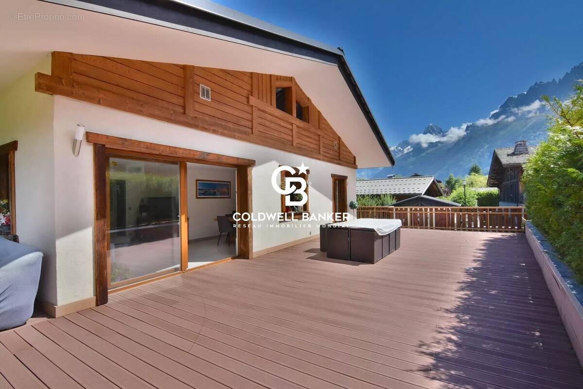 Maison à LES HOUCHES