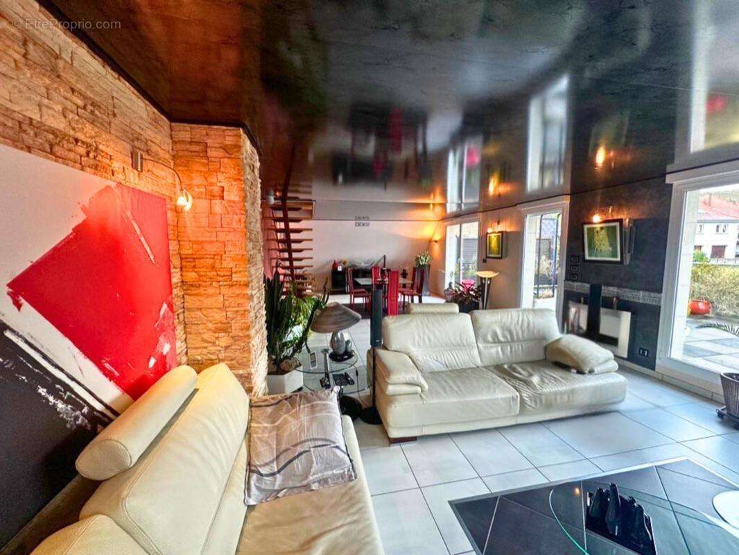 Appartement - 4 pièces - 128,80 m² - photo 4